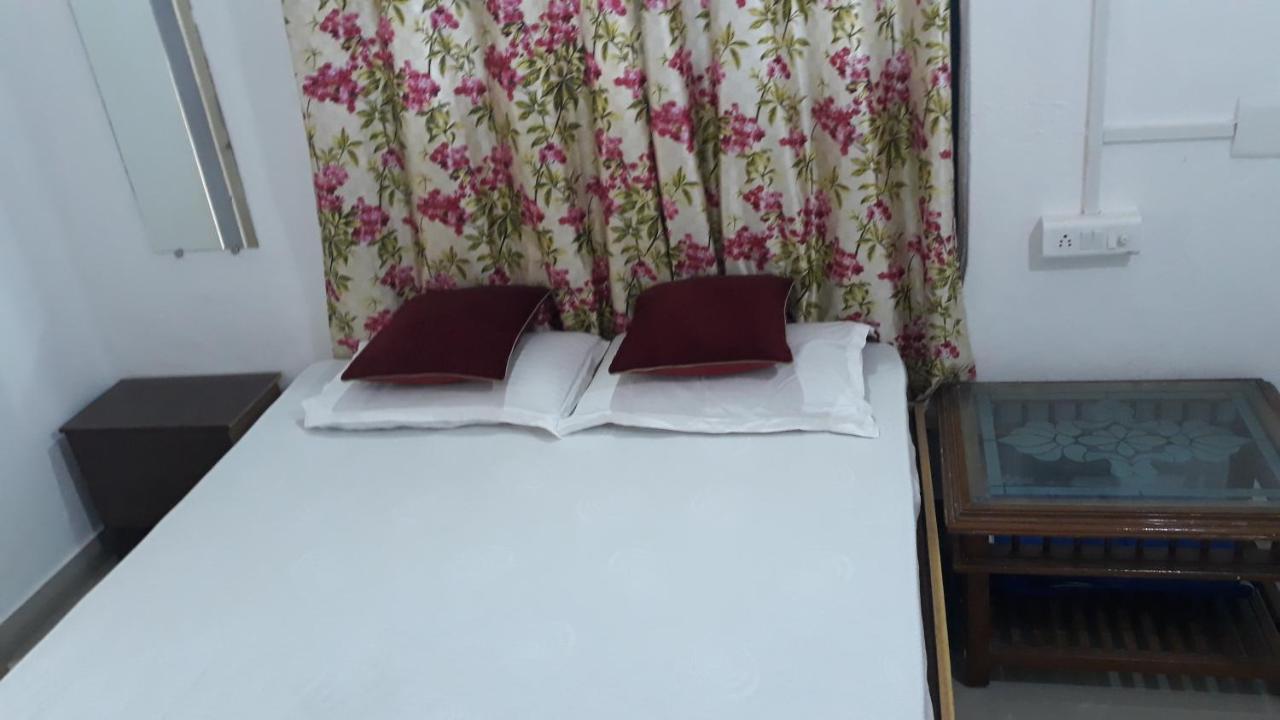 Gurukrupa Bunglow Dwārka Extérieur photo